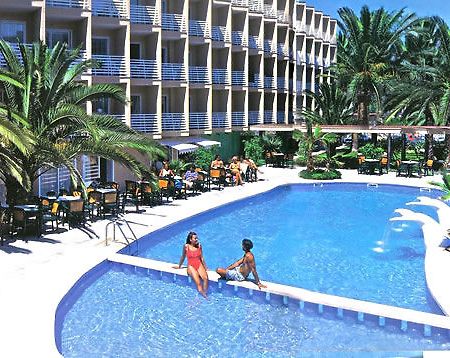 Hotel Palmira Isabela サンタ・ポンサ エクステリア 写真